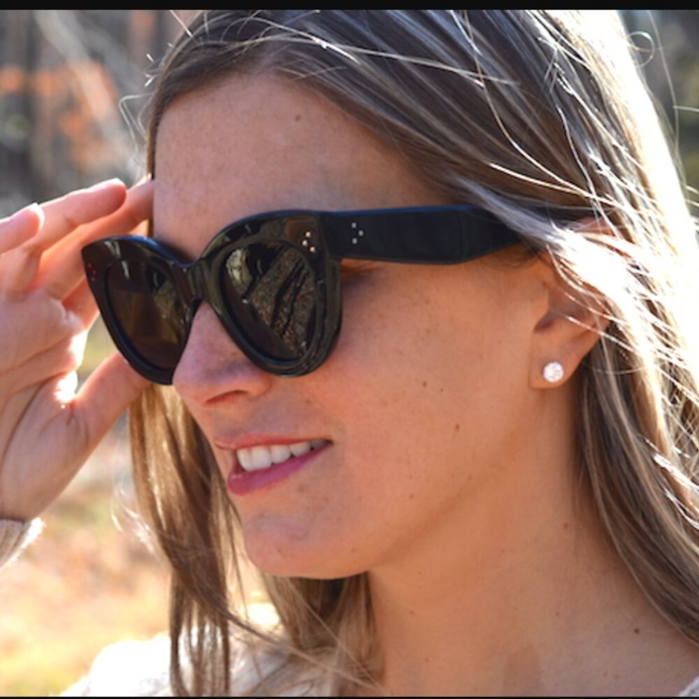 Authentic Celine 41050 Cateye Sunglasses Black Frame 3 Dots Retro